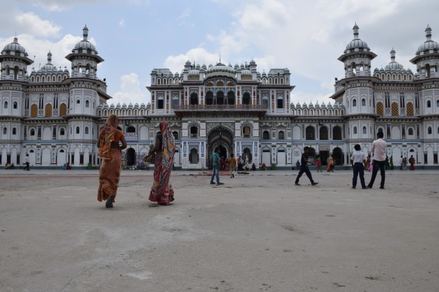 【日本語と同じ語順！】カタカナで学ぶネパール語会話の「肯定・疑問・否定」