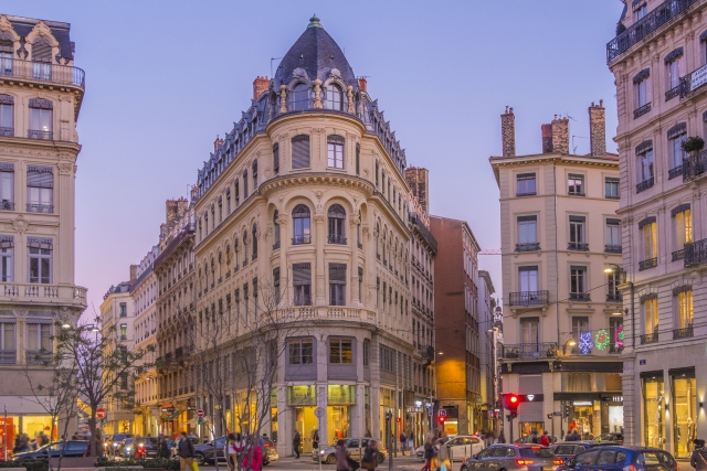 【フランス旅行で使える】お店やレストランで使えそうなフランス語フレーズ